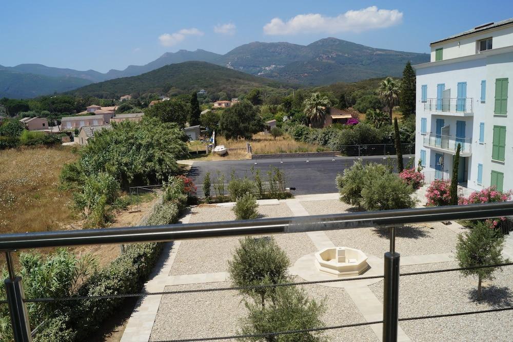 Residence Villa Tyrrenia Macinaggio  Exterior photo